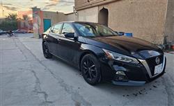 نيسان ألتيما